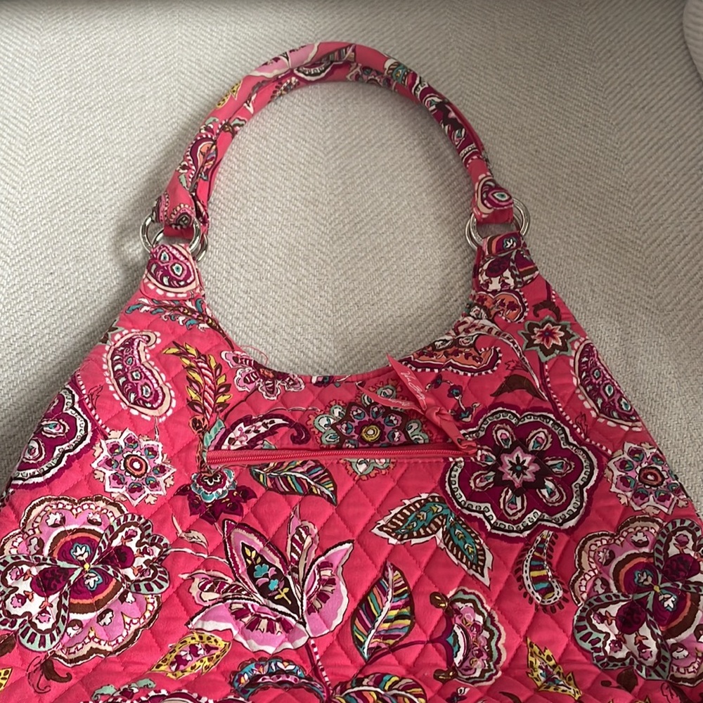 Vera Bradley quilted bag - Picture 2 of 3